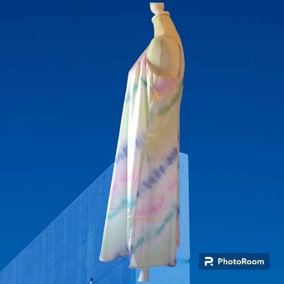 NWOT OnTwelfth Satiny Watercolor Slip Dress Size Large - Picture 4 of 7